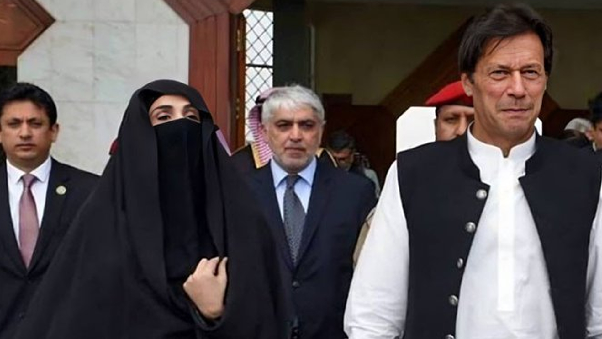 Imran Khan Bushra Bibi sentenced to 17 years each in Toshakhana corruption case